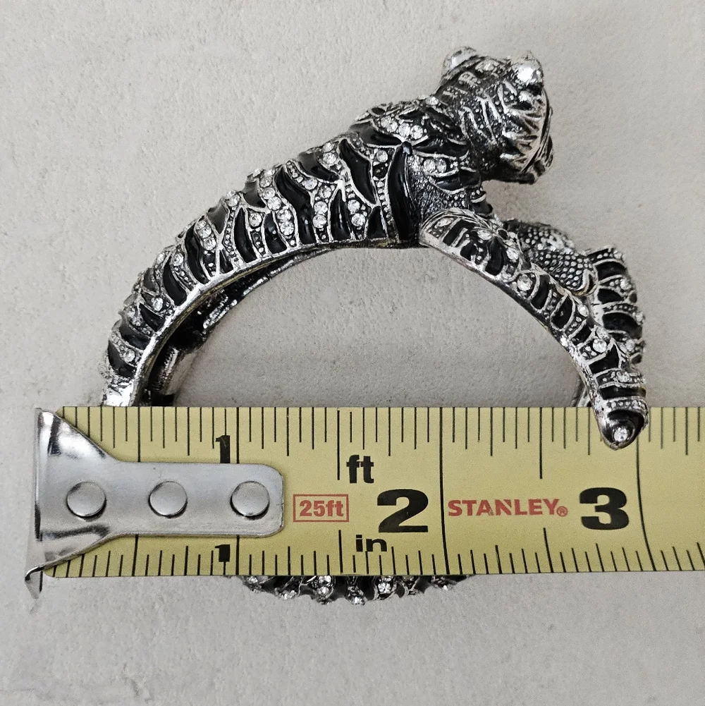 The Unbranded Brand silvertone rhodium